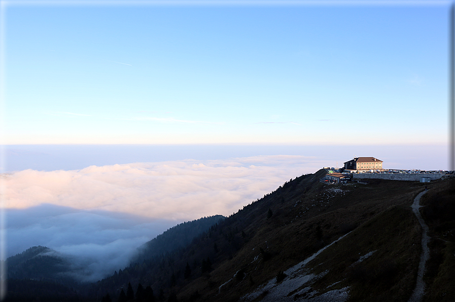 foto Cima Grappa in Autunno